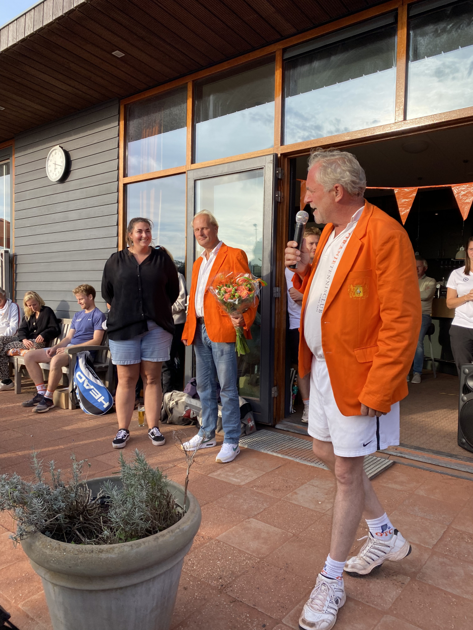 Voorgedragen Lid van Verdienste Emily Mulders